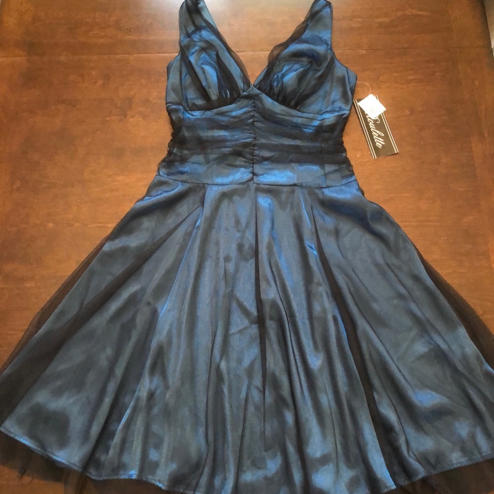 💋NWT Roulette Dress